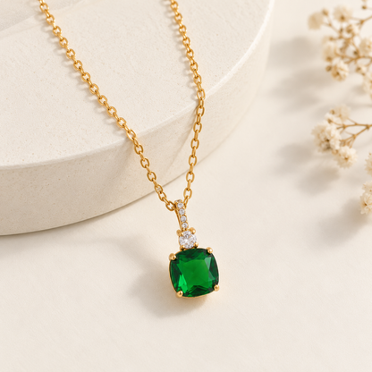 Emerald Glow Necklace