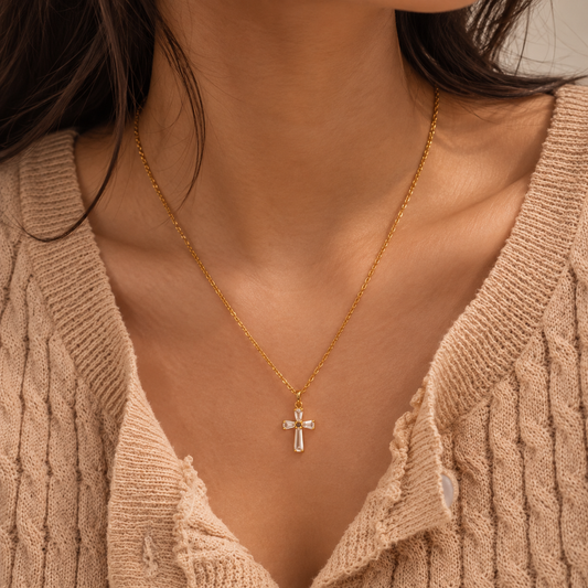 Crosselle Pendant
