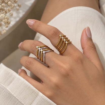 Celeste Line Ring