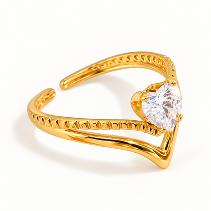 Amara Heart Ring