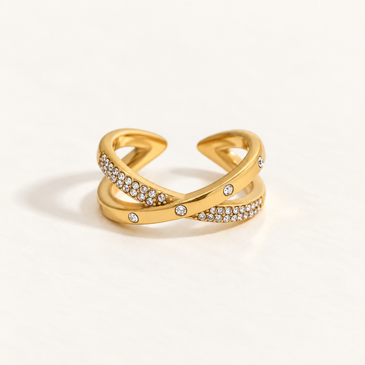 Élan Criss-Cross Ring
