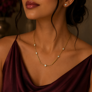 Élan Crystal Bar Necklace